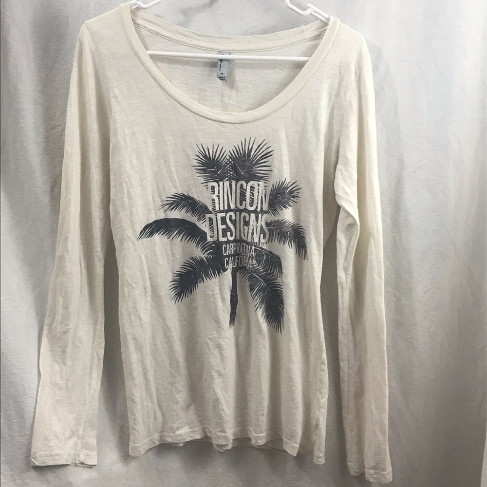 Techstyles sportswear Long Sleeve graphic tee sz M